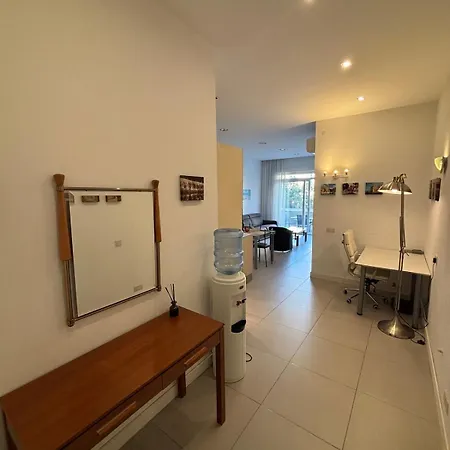 Modern In Paceville Apartment *
