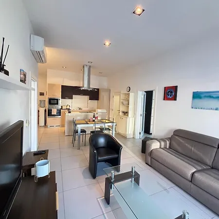 Modern In Paceville * Saint Julian's