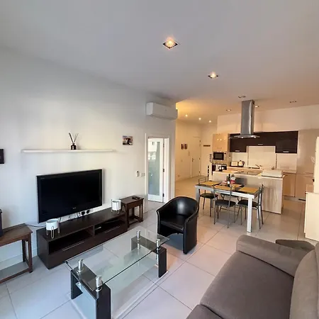 Modern In Paceville Apartment Saint Julian's