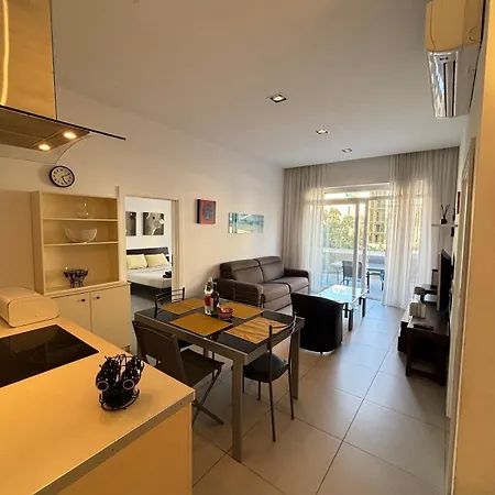 Modern In Paceville Apartment